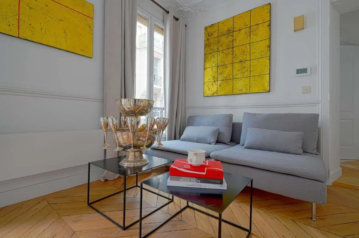 Apartment Large Luxury Flat Next To Champs Elysee *